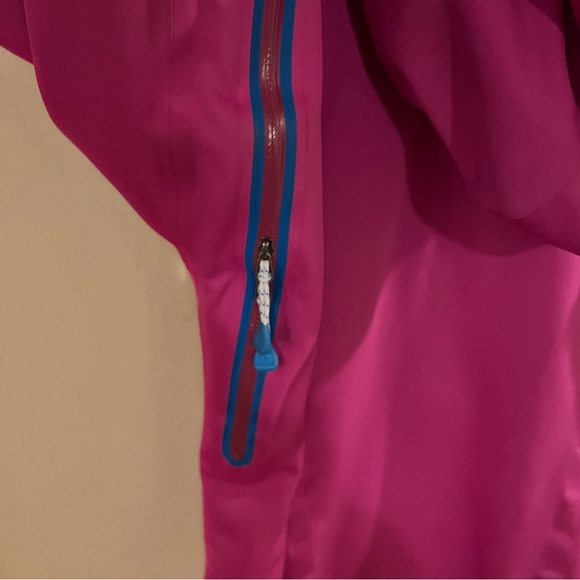 Mountain Hard Wear Dry Q Jacket - Picture 8 of 13